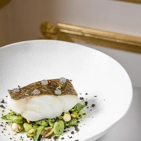 Le Place D'armes - Relais & Chateaux Hotel 5*