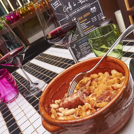 호텔 Le Place D'armes - Relais & Chateaux