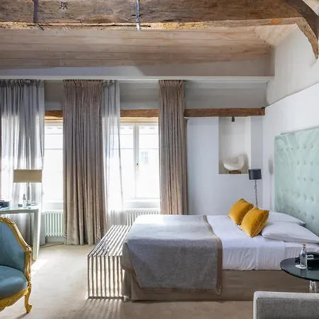 Le Place D'armes - Relais & Chateaux Hotel 5*