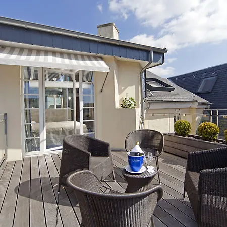 Le Place D'armes - Relais & Chateaux Hotel