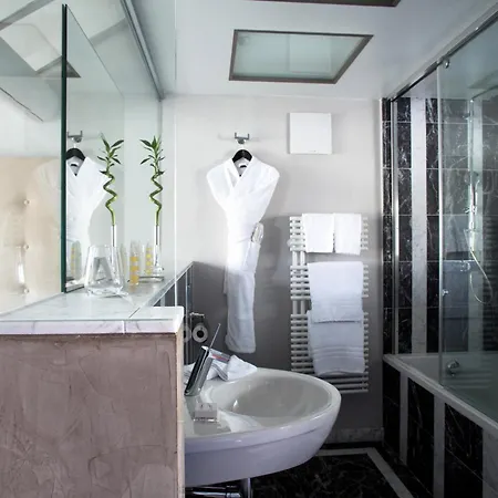 Hotel Le Place D'armes - Relais & Chateaux