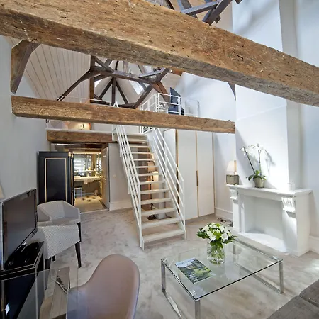 Le Place D'armes - Relais & Chateaux Hotel